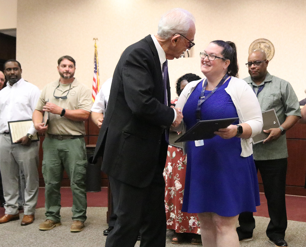 Commissioner Martin recognizes Behavioral Health Services Coordinator Annie Vasquez