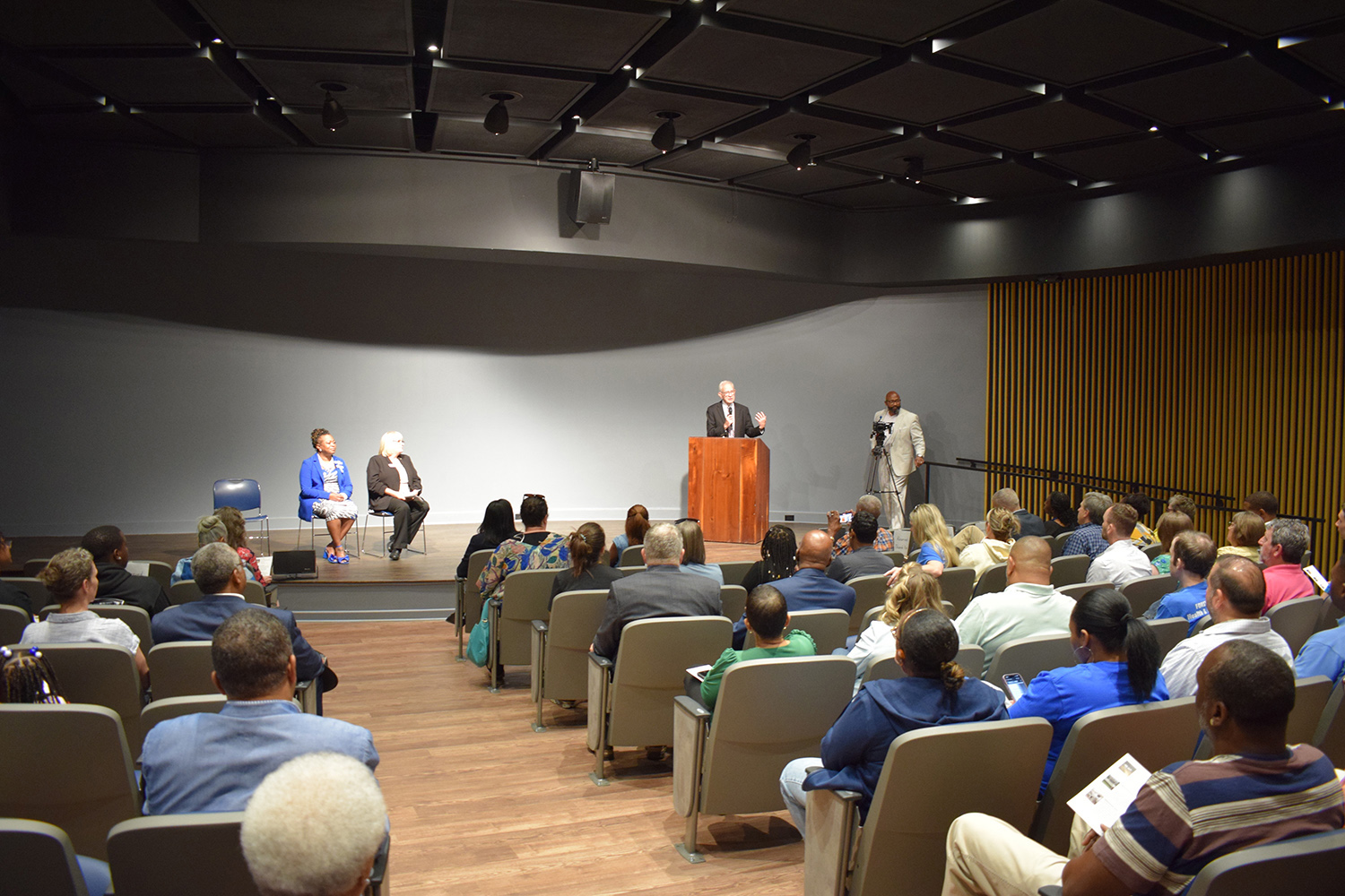 Renovated auditorium in annex 1